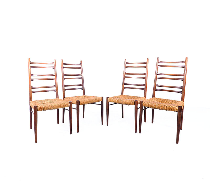 ladderrietstoel19 Eettafel stoelen met ladder rugleuning, 1960steak stoel,  houten eettafel stoelen,  ladder rugleuning, rieten zitting, Deens design, deens design stoelen,  jaren 1960,  mid-century modern.