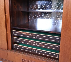 Highboard3deurs3lades10