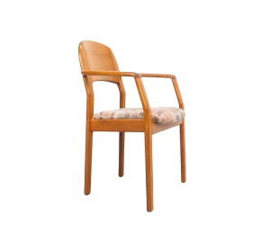 dyrlundstoel68