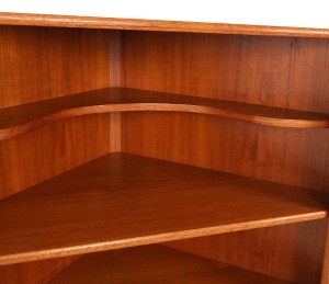 hoekkastteak8