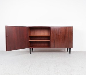 Vintage kast tweedehands Oman Junn 2