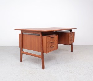 omannjun75desk142