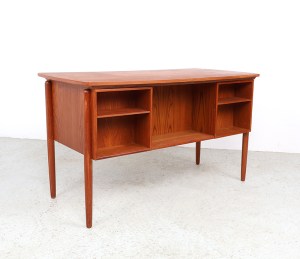 teakbureau9