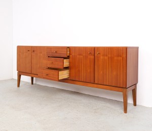 teakdressoir3