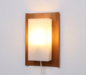 wandlampteakplastic6