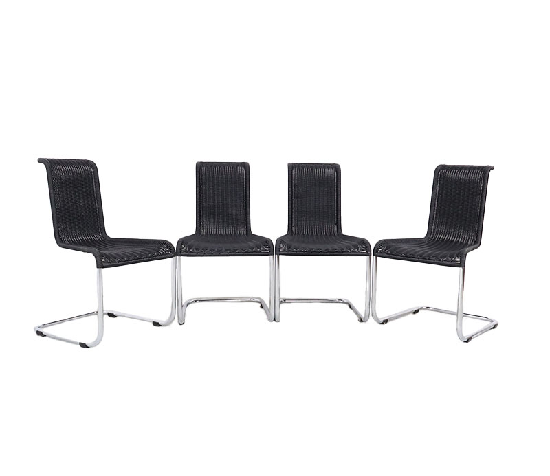 tectazwart13 Vintage Tecta B20 cantilever stoelen, zwart kunststof webbing en chroom, DuitslandTecta B20, Tecta Kragstuhl, Tecta cantilever stoel, Tecta slede stoel, Axel Bruchhäuser, Mart Stam, Marcel Breuer, Jean Prouvé, vintage design stoelen, Duitse design stoel, zwart webbing, chromen buisframe